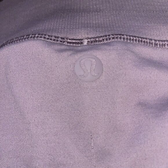 Lululemon Seamless Tights Women’s Size‎ 6 Ankle 25” Plum - Picture 4 of 6